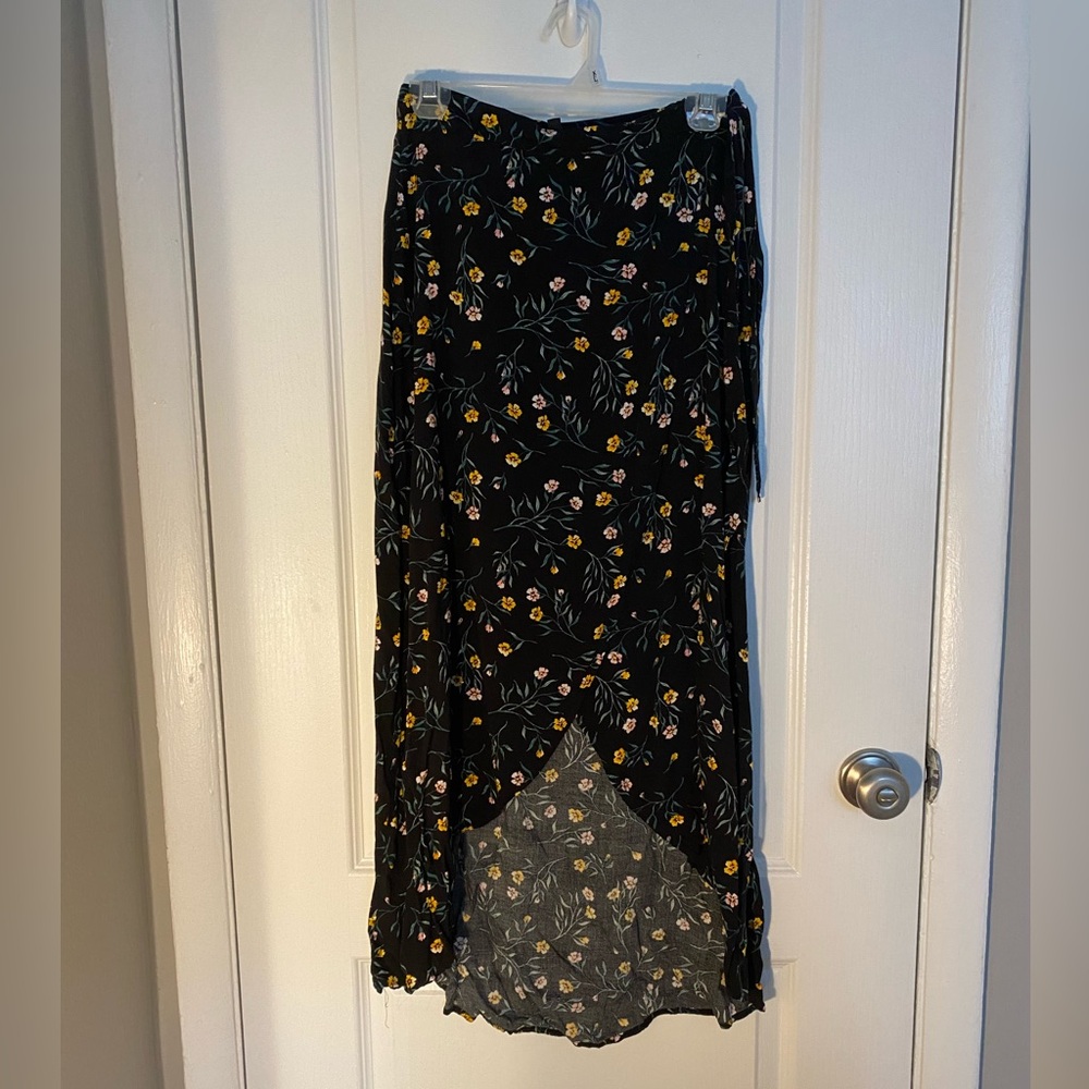Floral Black Wrap Skirt H&M
